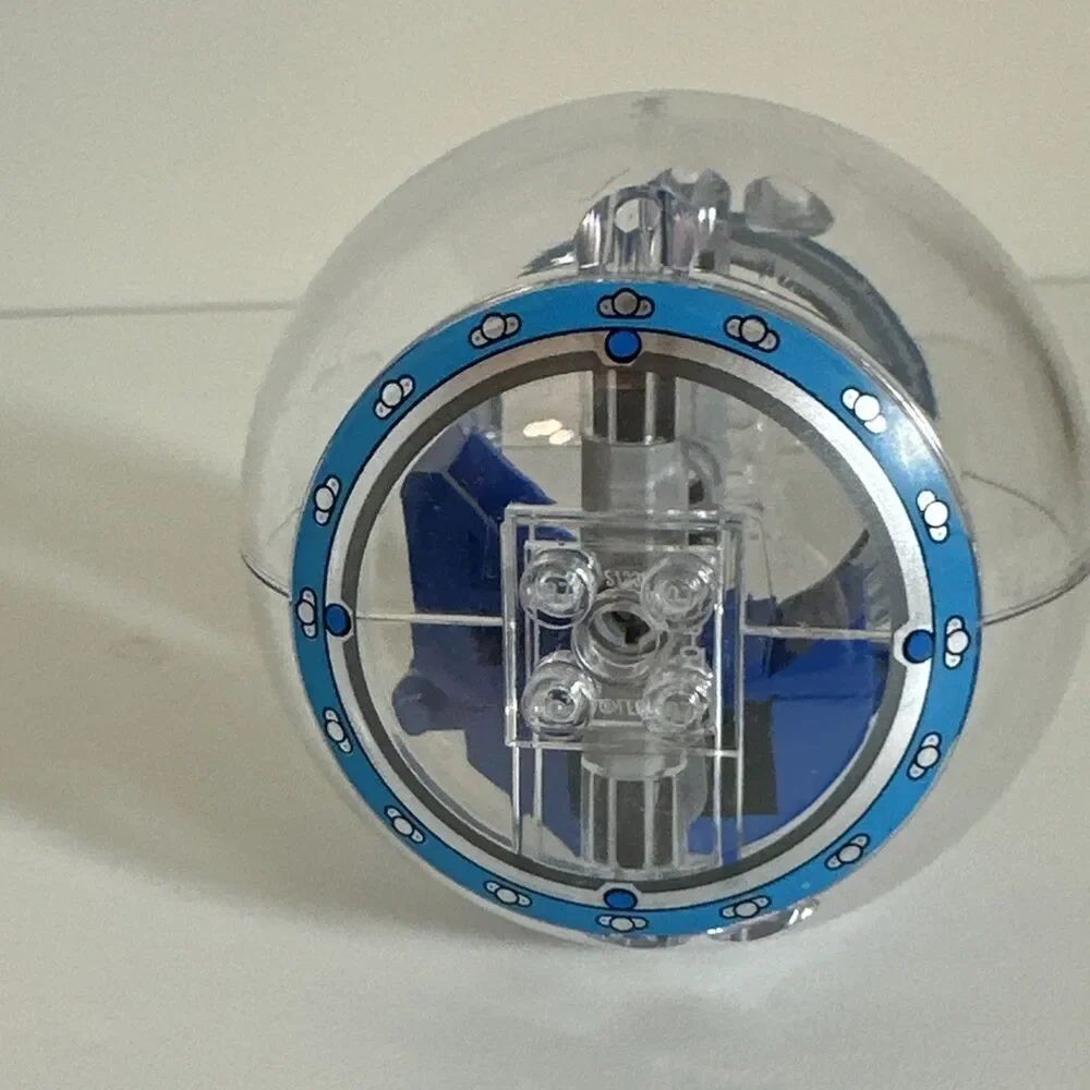 LEGO Gyrosphere w Gray Mitchell Minifigure From Lego Jurassic World, Ball